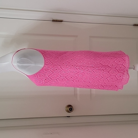 Lilly Pulitzer Size S Barbie Pink w/ Gold Metallic Threading Lace Mini Dress - Picture 3 of 13